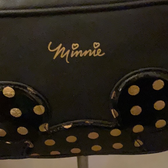 🔥 🎄DISNEY Minnie Mouse Black Crossbody Bag NWT Retail $60 LAST ONE - Picture 3 of 7